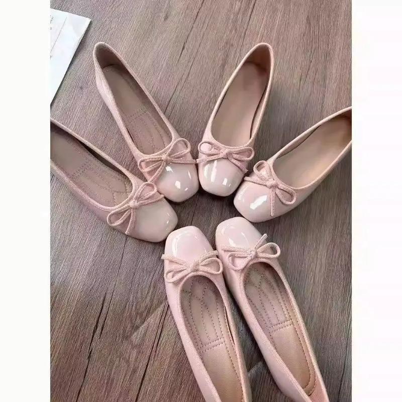Heels - Женские балетки с квадратным носком и