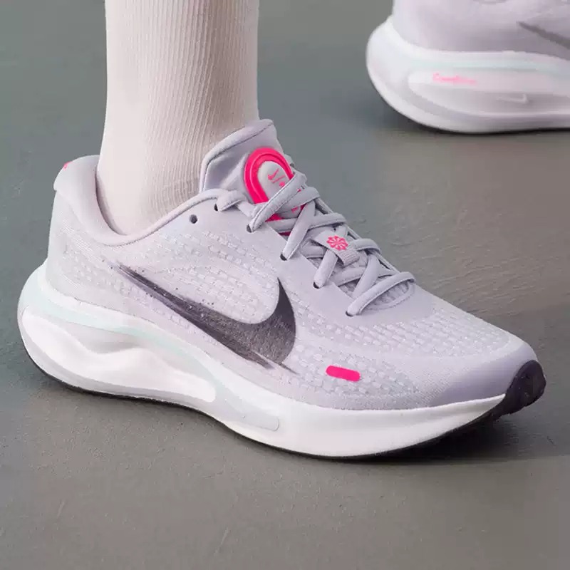 Женская обувь Nike, оригинальн – обзор и цена Lightweight Road Running Shoes